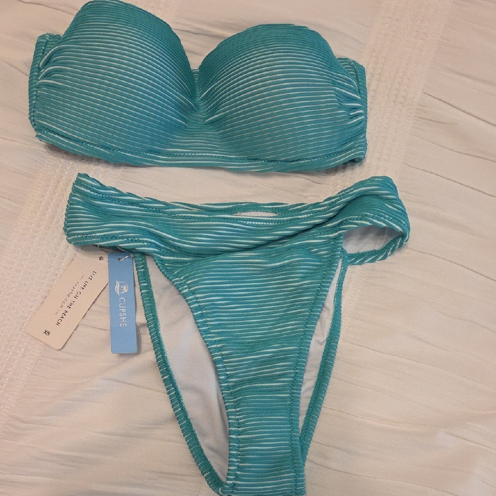 Cupshe Blue Bikini Set with Textured Details